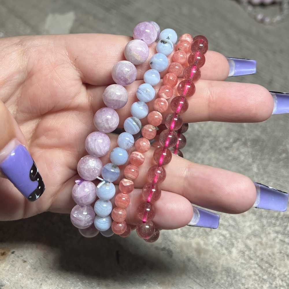 4pc crystal bracelet rhodonite, kunzite, strawberry quartz, blue lace agate